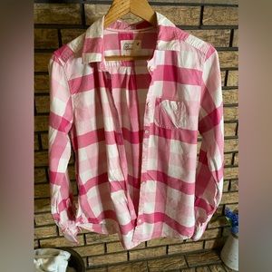 American eagle pink plaid button down